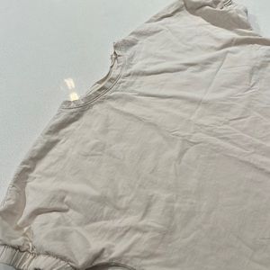 Girls cream color Zara t shirt